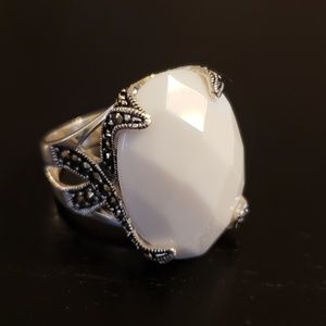 💕White Onyx Macasite Sterling Ring